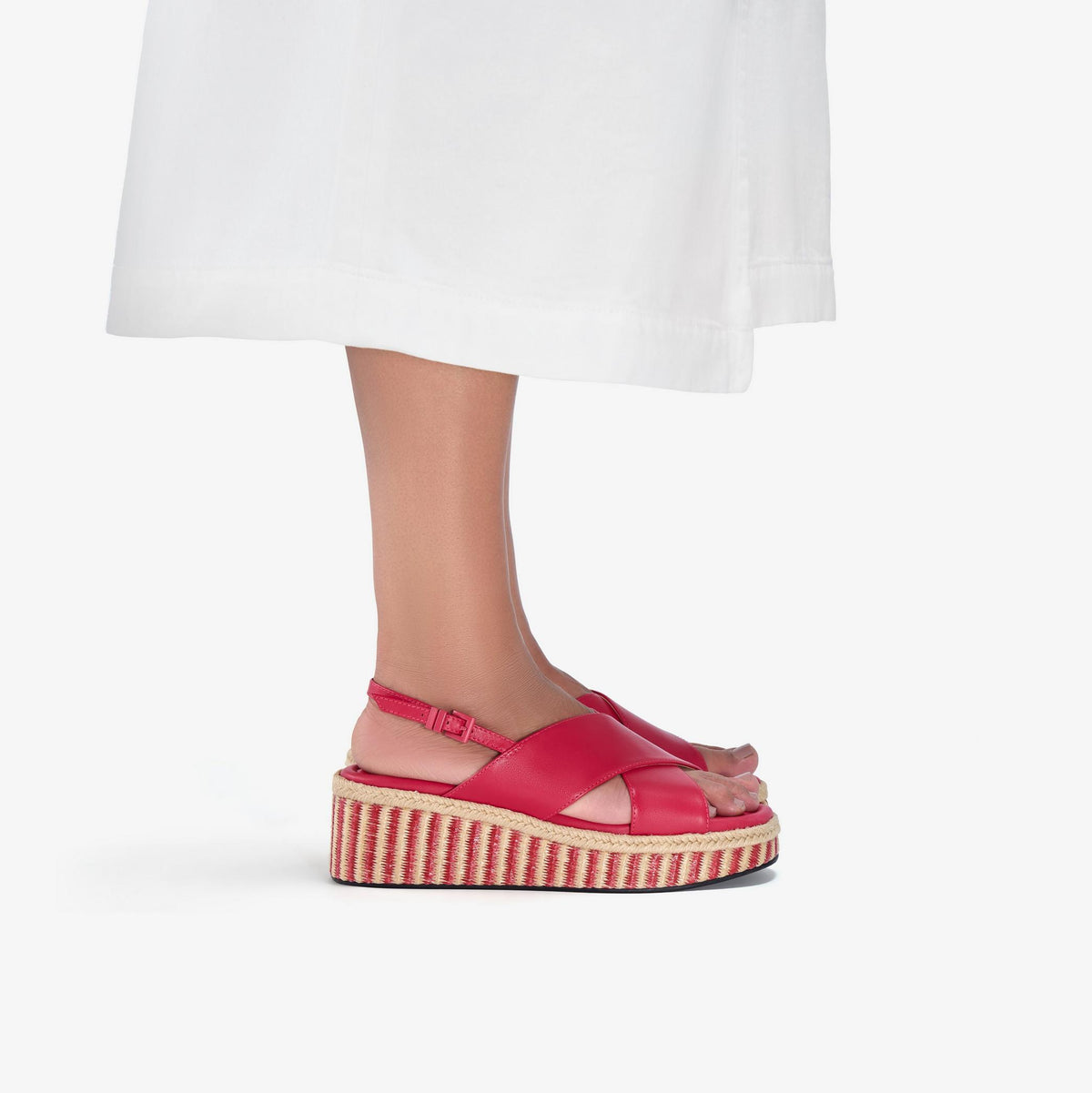 Tessiah Cross 2 Pink Interest - US 9144