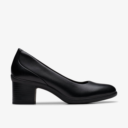 Shaya Poppy Navy Leather - US 7466
