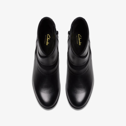 Shaya Sky Black Leather - US 7095
