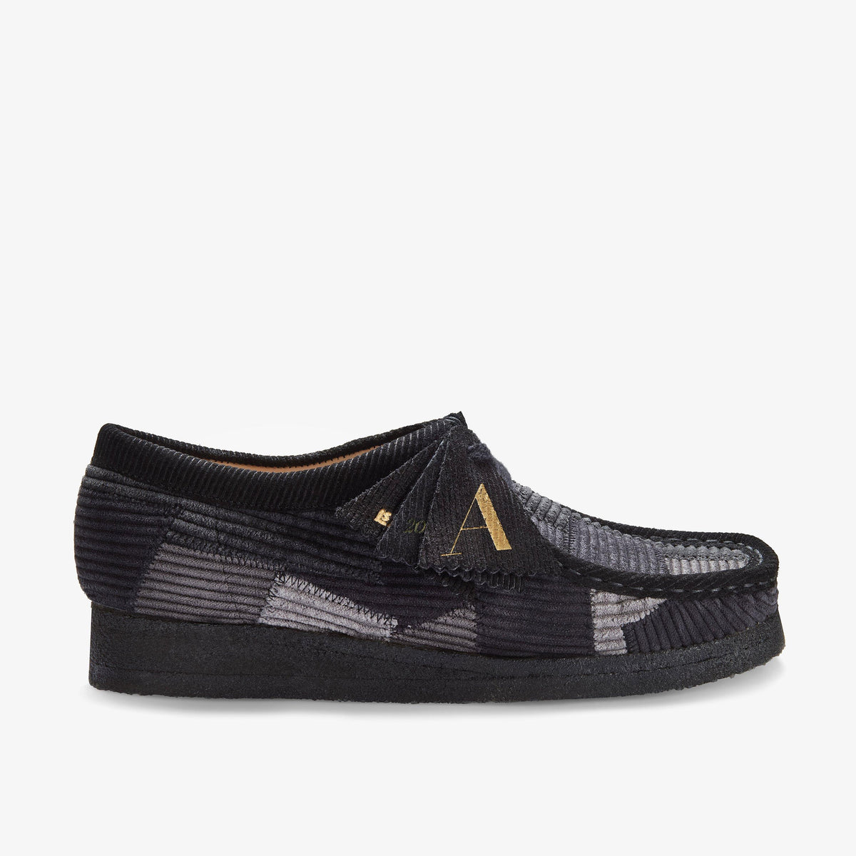 Wallabee Light Tan Embossed - US 2280