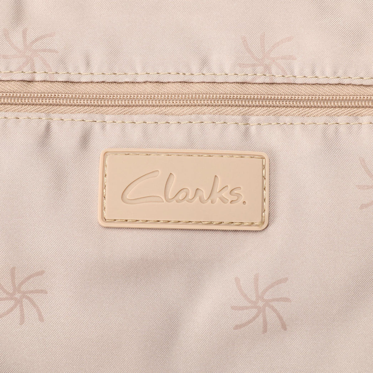 Cloudsteppers Crossbody Bag Sand - US 0998